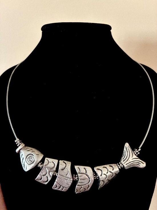 FeiFish Jewelry - FeiFish Silver Tone Necklace